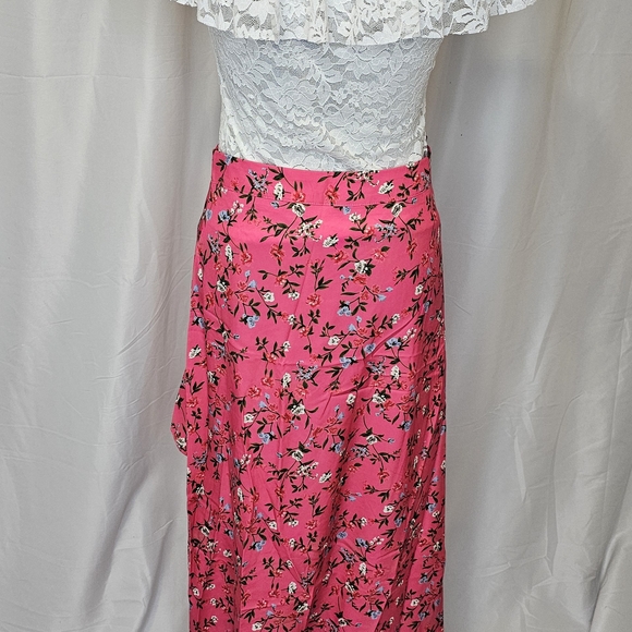 Floral Pink Women's Skirt - Picture 5 of 5